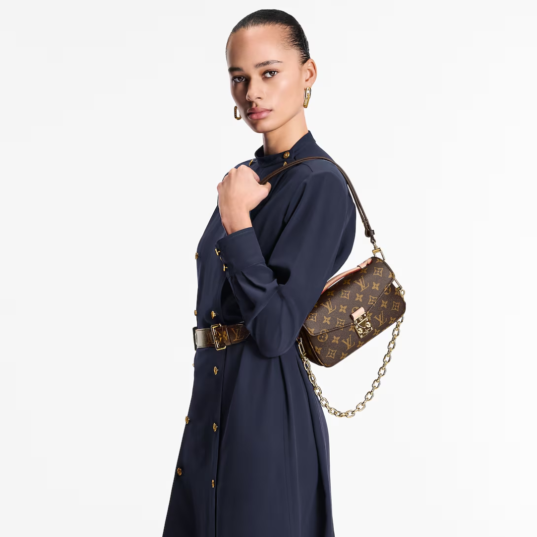 LOUIS VUITTON – POCHETTE MÉTIS EAST WEST BAG