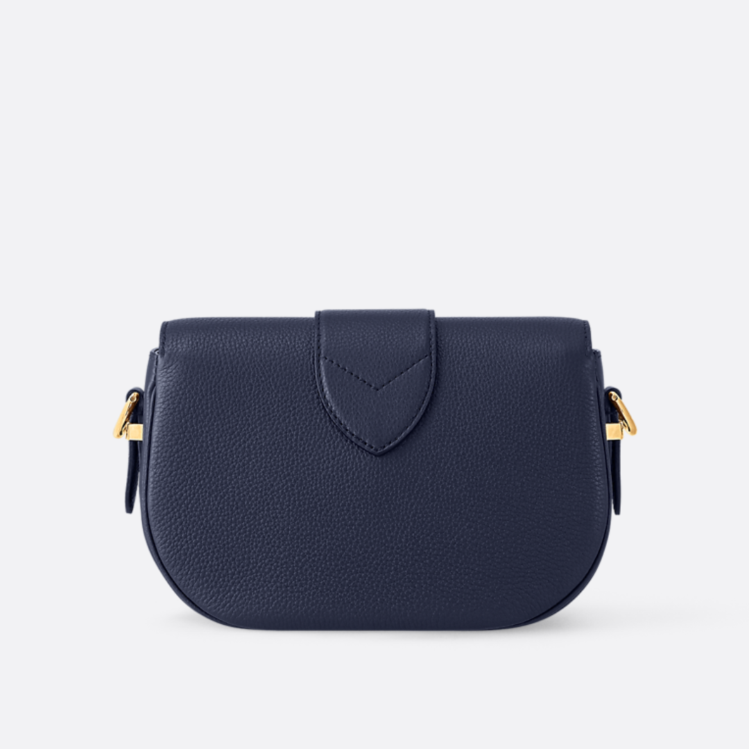 LOUIS VUITTON PONT 9 SOFT MM BAG