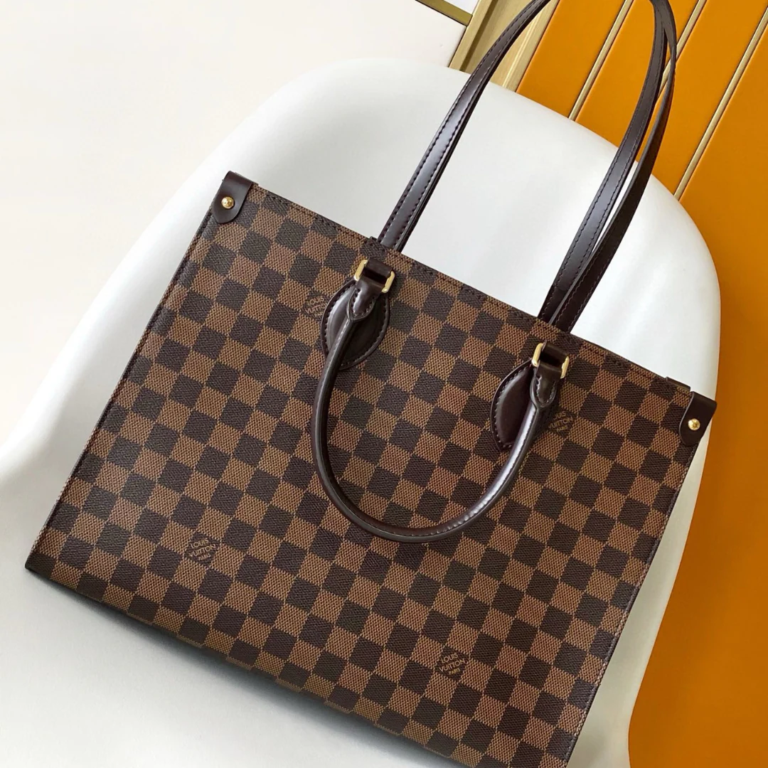 LOUIS VUITTON – ONTHEGO MM BAG