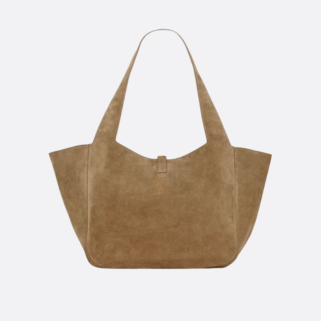 LE 5 À 7 BEA IN SUEDE BY YVES SAINT LAURENT