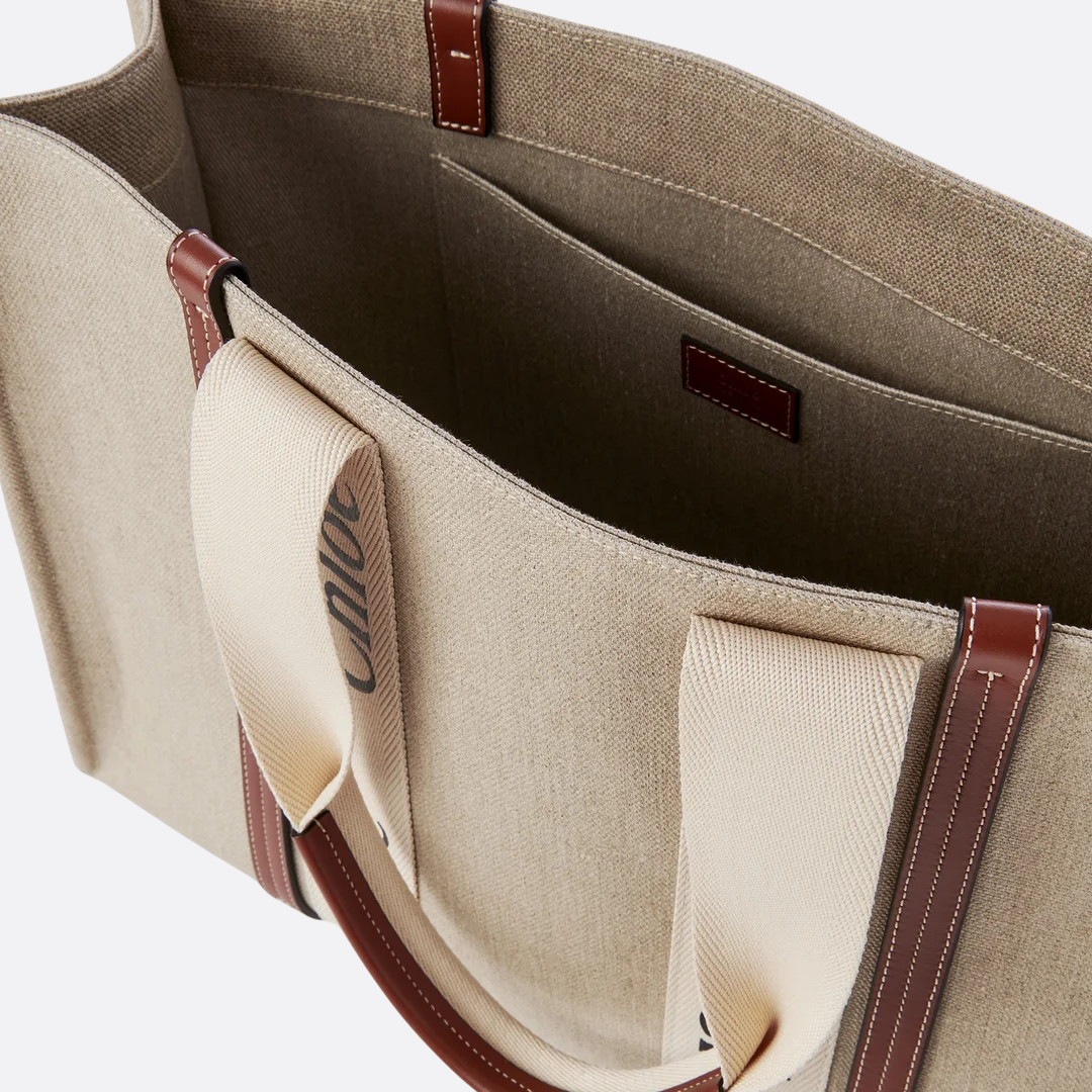 LARGE WOODY BAG IN LINEN BY CHLOÉ