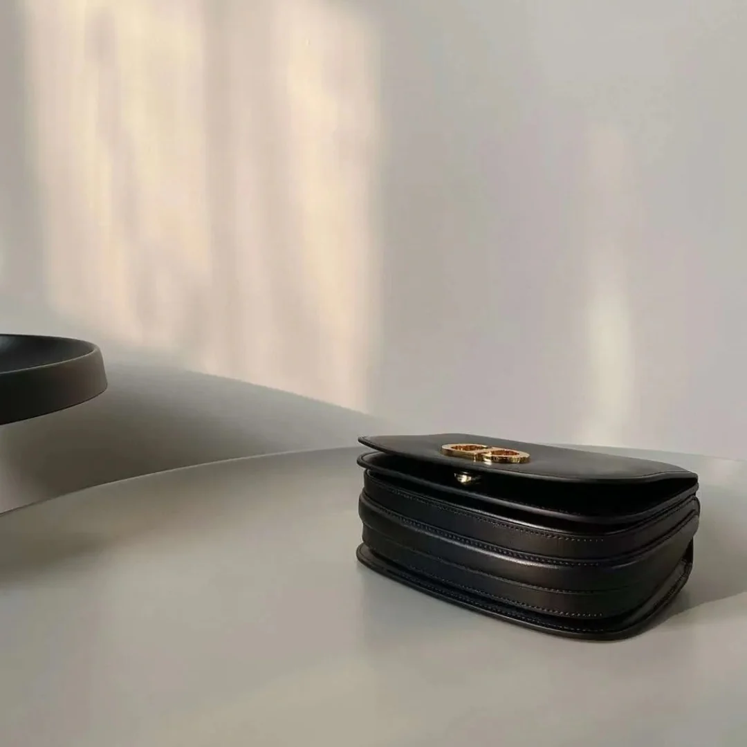 DIOR 30 MONTAIGNE AVENUE MEDIUM TOP HANDLE BAG