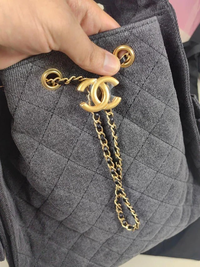 CHANEL 25 MEDIUM BAG
